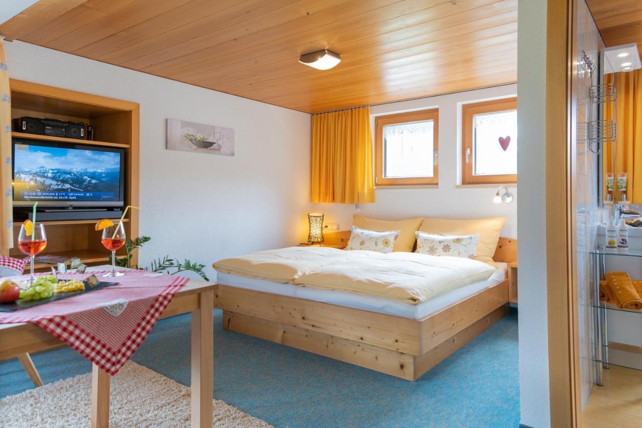 Gaestehaus Graf เบเซา ภายนอก รูปภาพ