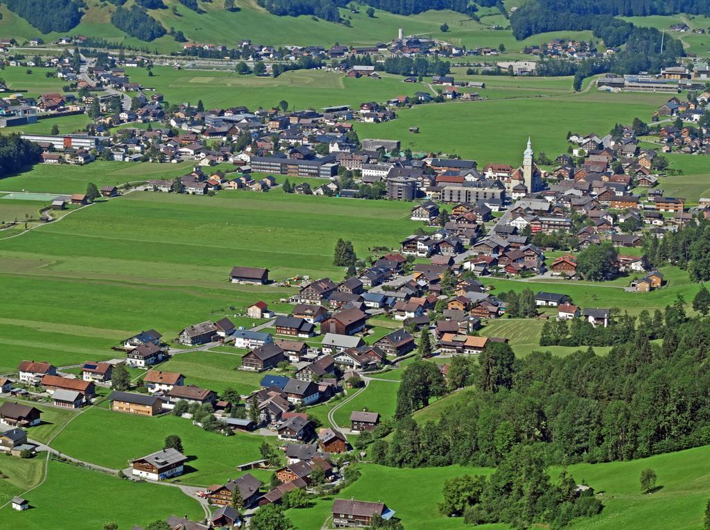 Gaestehaus Graf เบเซา ภายนอก รูปภาพ